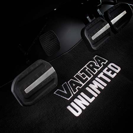 Valtra Mat Black Week