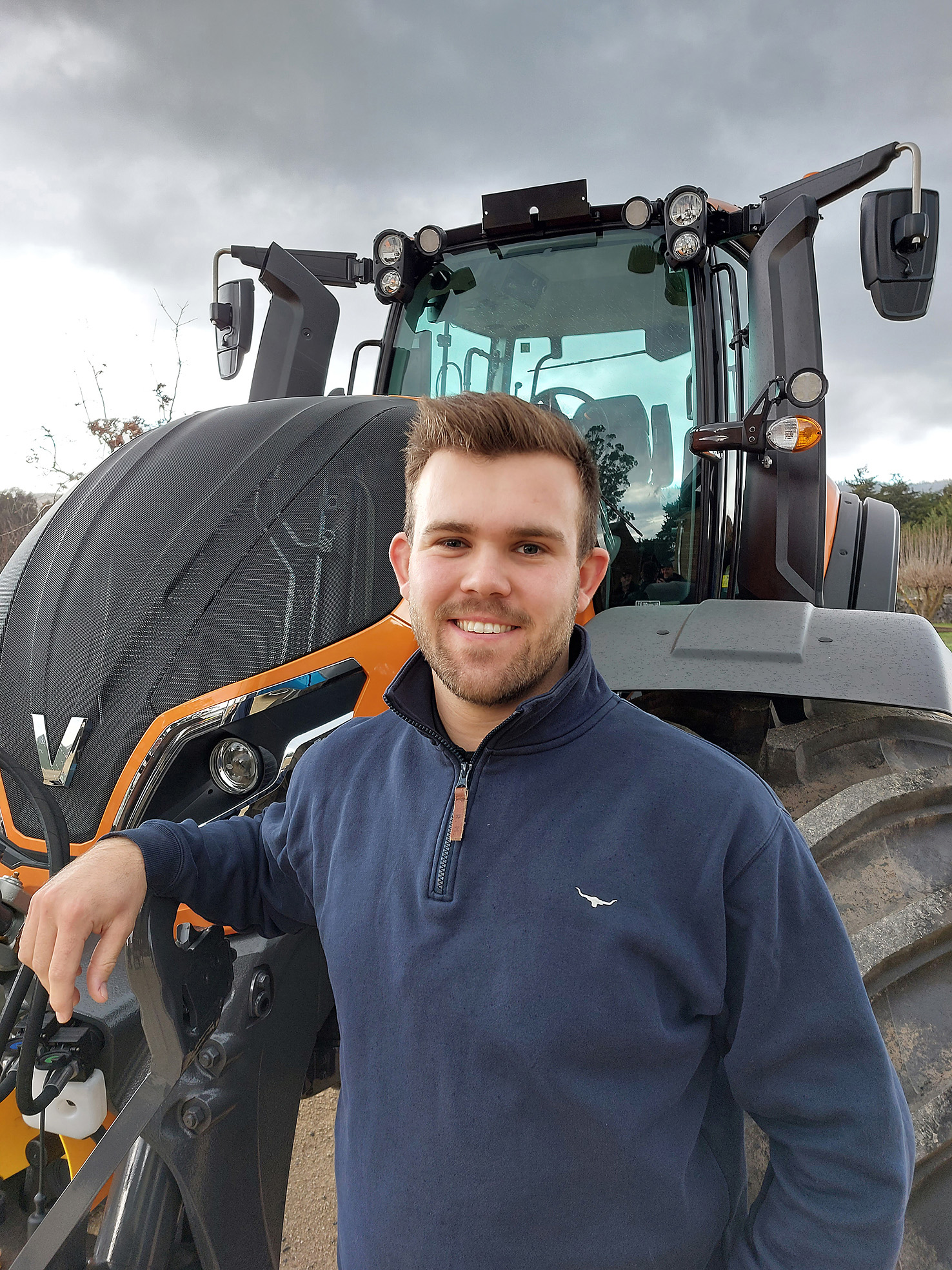 Valtra-forhandler Nick Butcher fra øen Tasmanien sætter stor pris på Valtras skræddersyede løsninger fra Unlimited Studio.